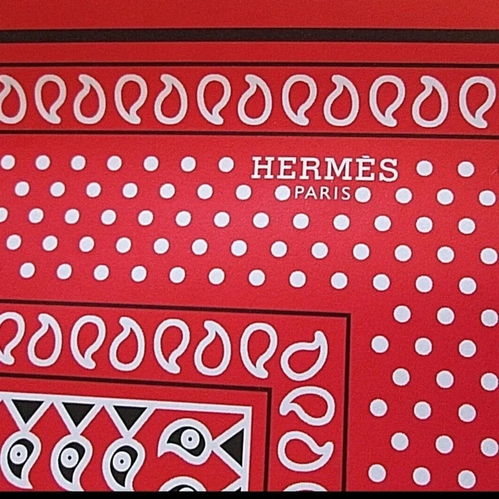 Hermès Emblematic Wrapping Paper or Frame As Art– Rare 2018 Authentic (1 Sheet)